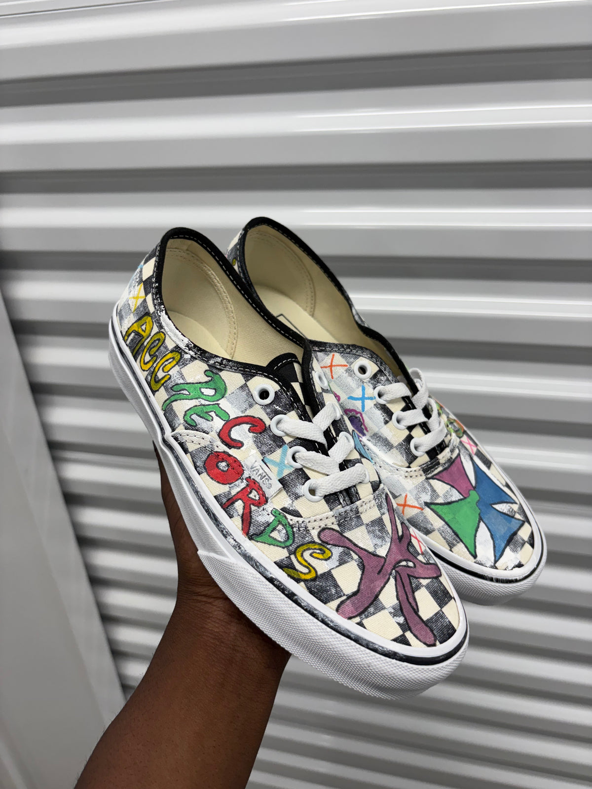 Size 6y -  Acc Checkerboard Vans 44 LX