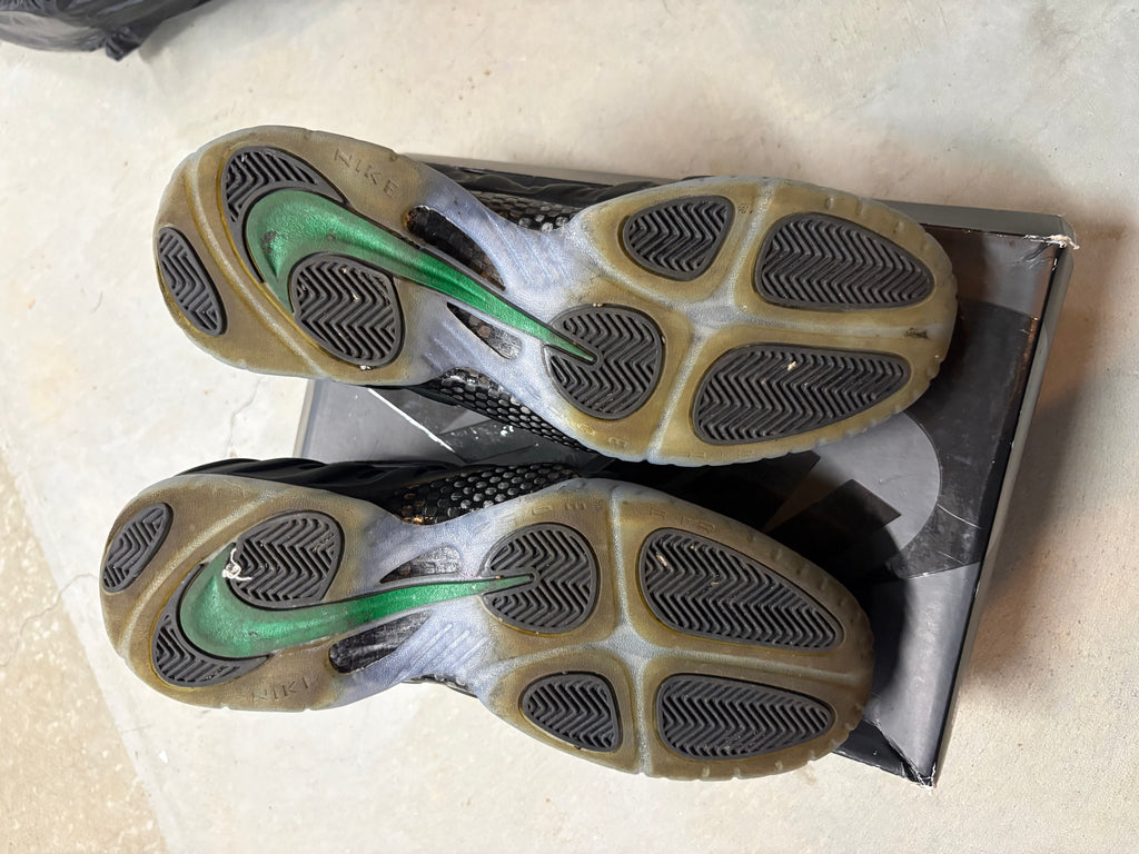Size 13 - Nike Air Foamposite Pro Pine Green 2025
