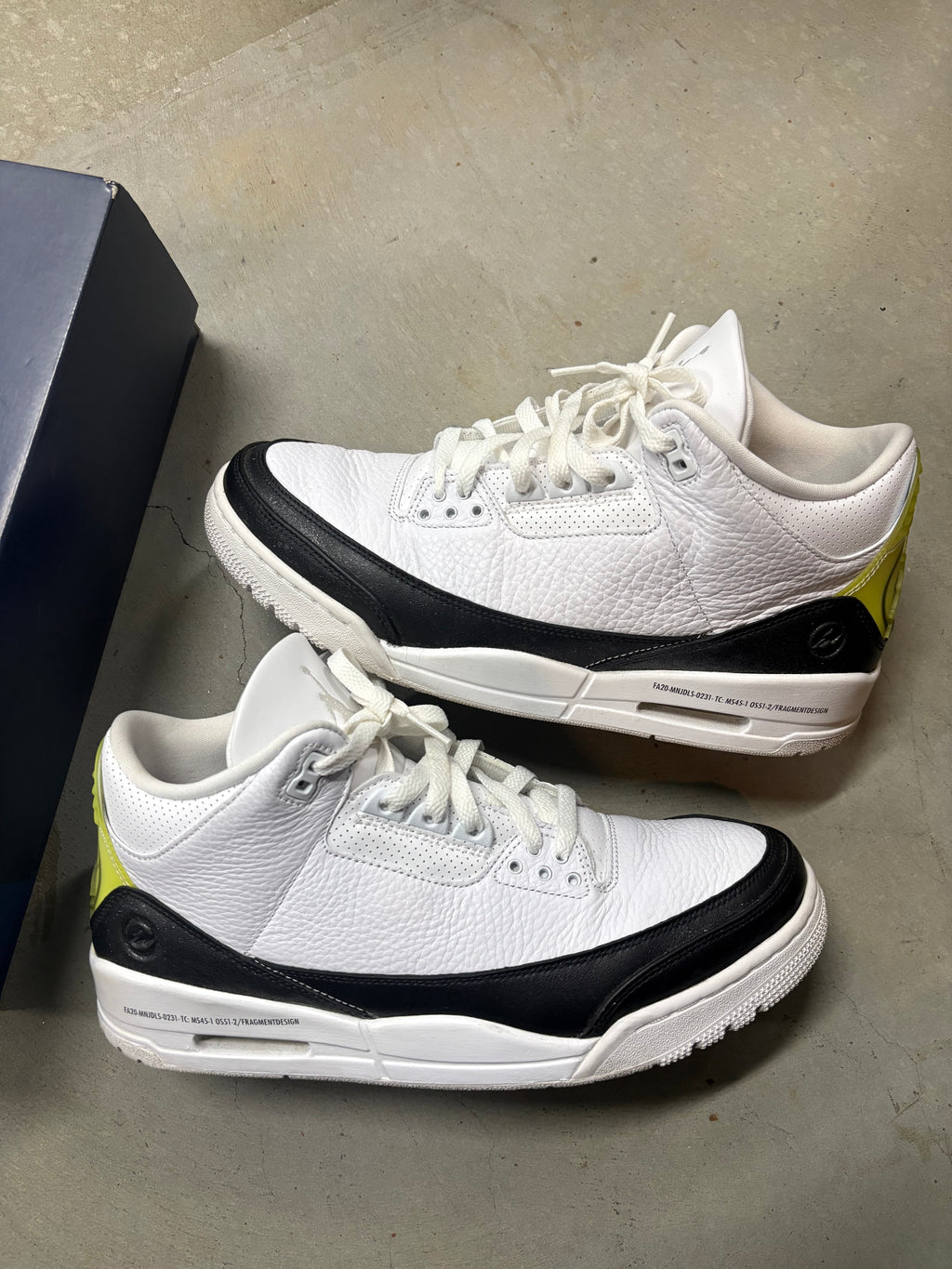 Size 11 - Jordan 3 Retro Fragment