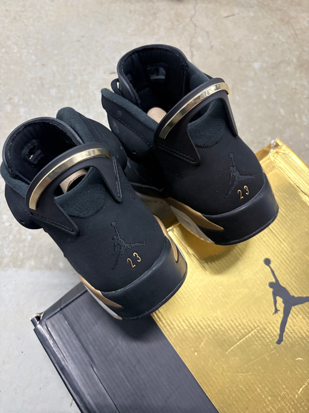 Size 7.5 - Jordan 6 Retro DMP 2020