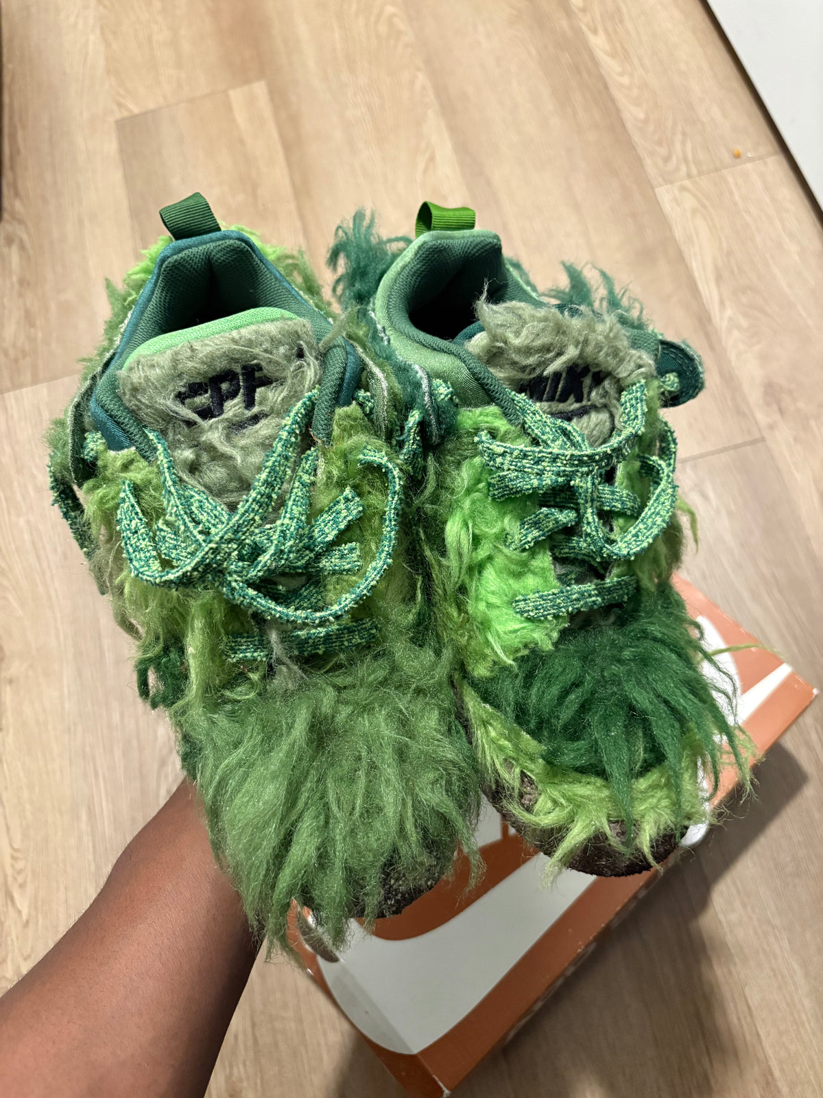 Size 8.5 - Nike Cpfm Flea 1 Grinch