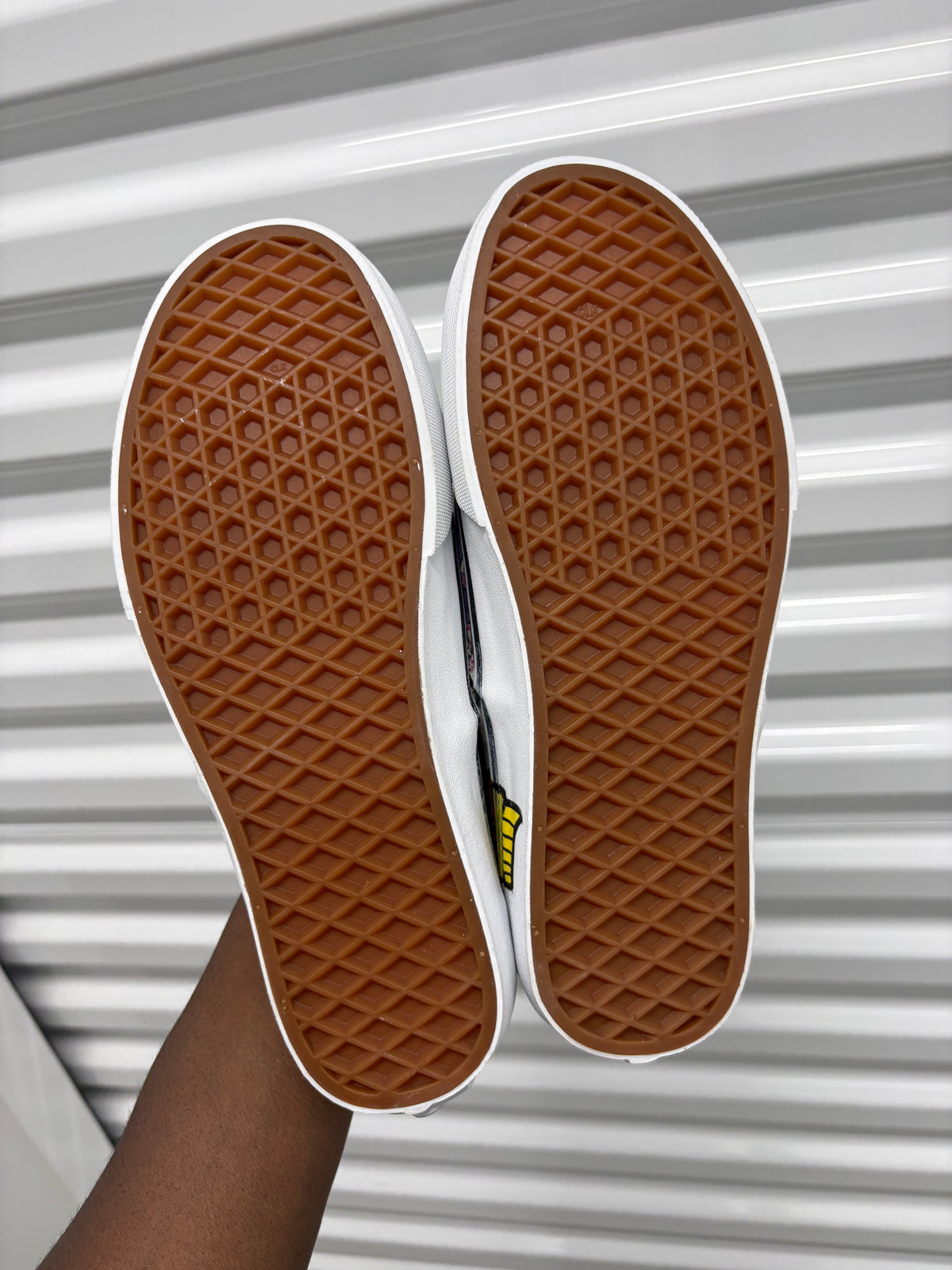 Size 6y -  Acc Checkerboard Vans 44 LX