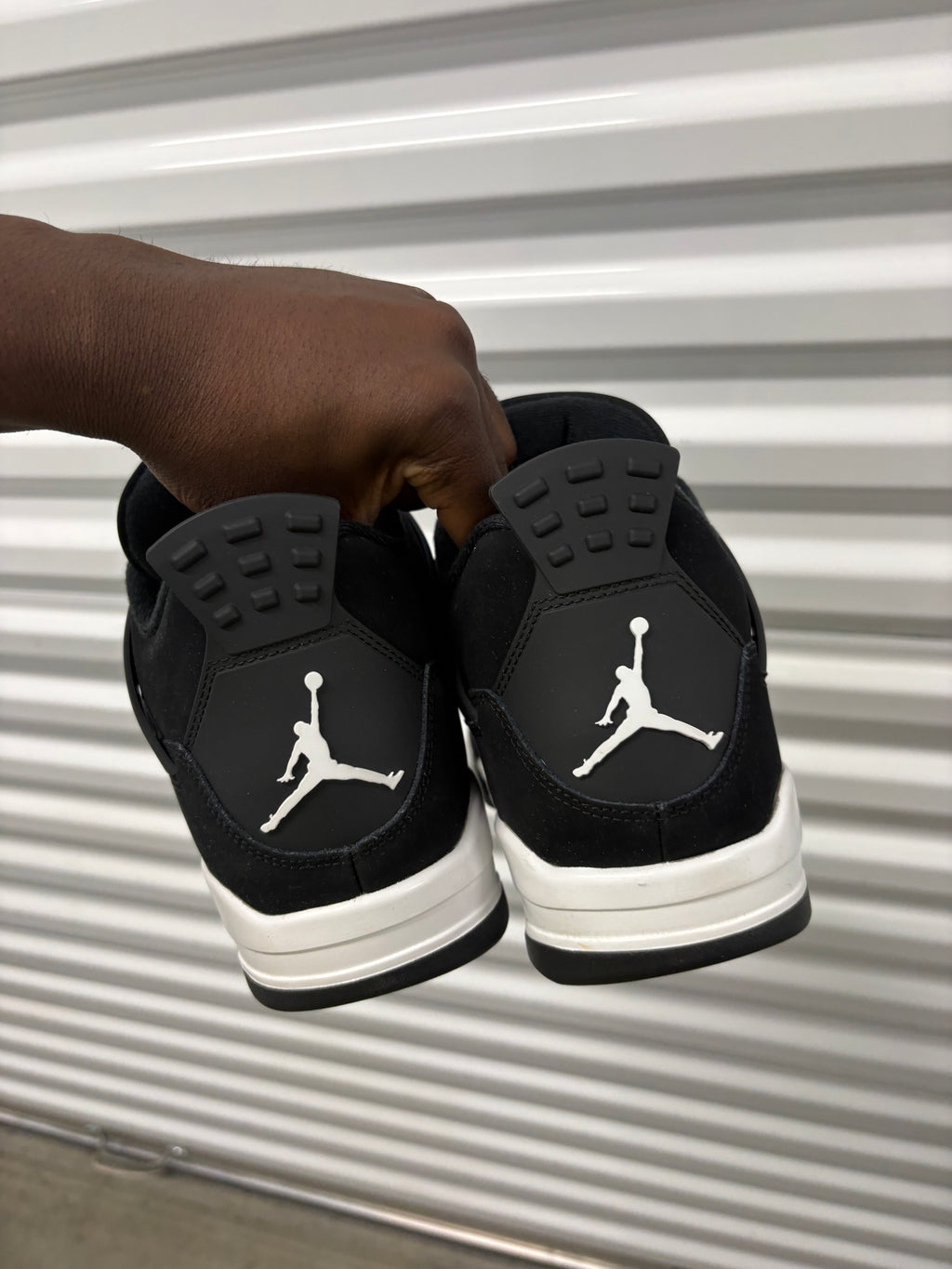 Size 10.5 - Jordan 4 Retro White Thunder