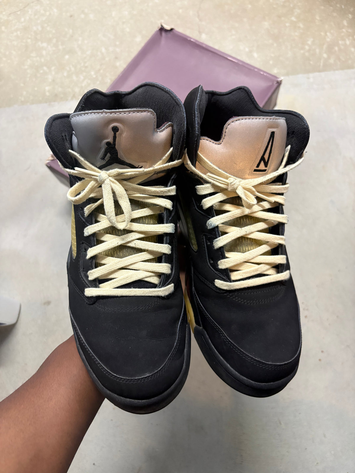 Size 10.5 - Jordan 5 Retro A Ma Maniere Dusk