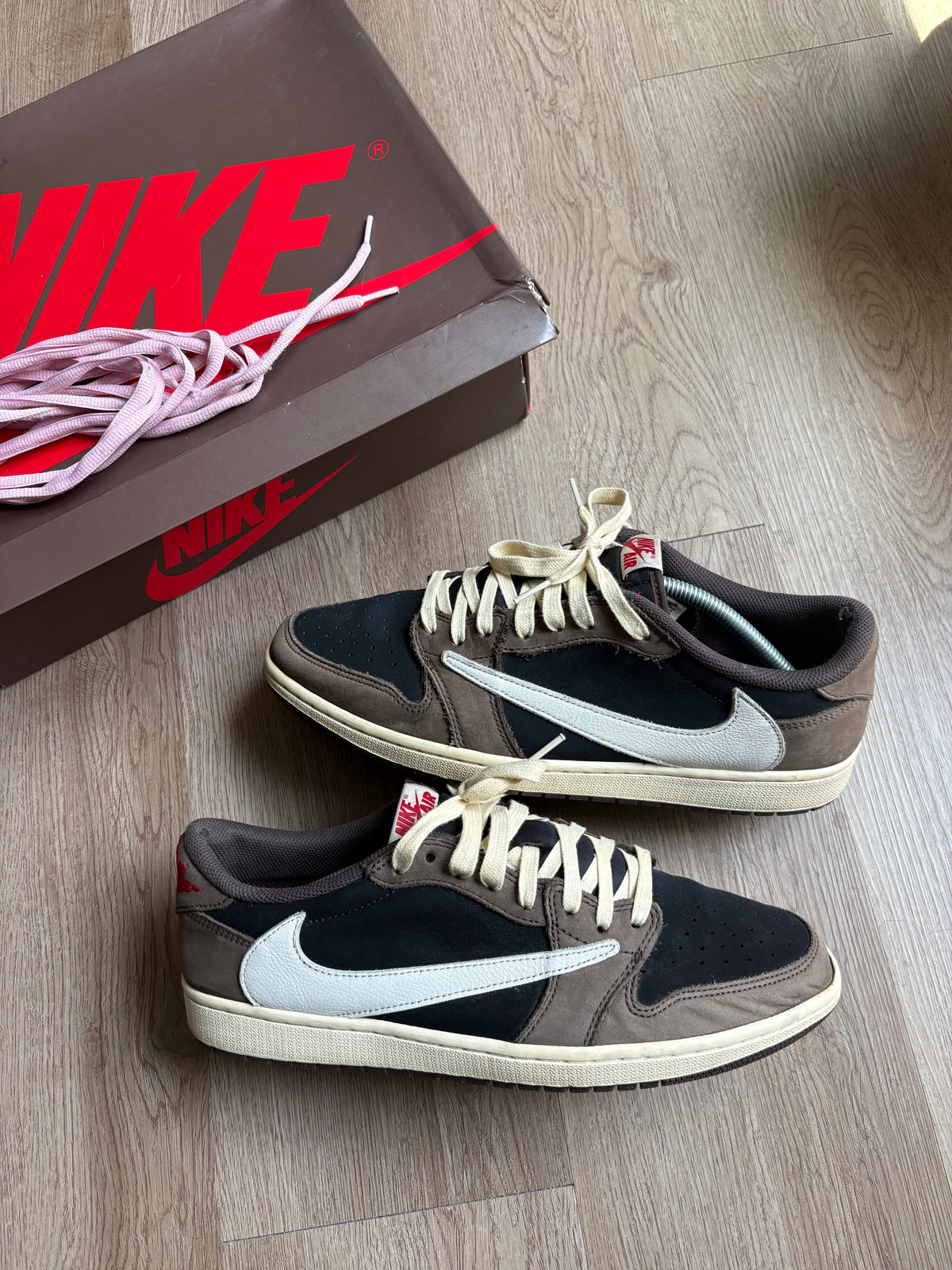 Size 11.5 - Travis Scott 1 Low Mocha