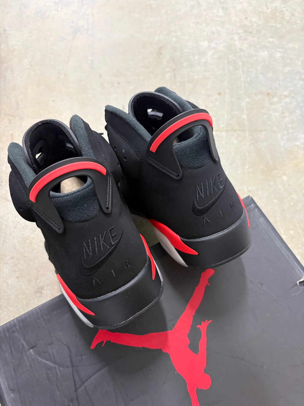 Size 10.5 - Jordan 6 Retro Black Infrared 2019