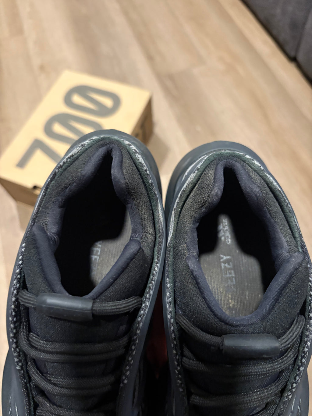 Size 8.5 - Yeezy 700 V3 Alvah