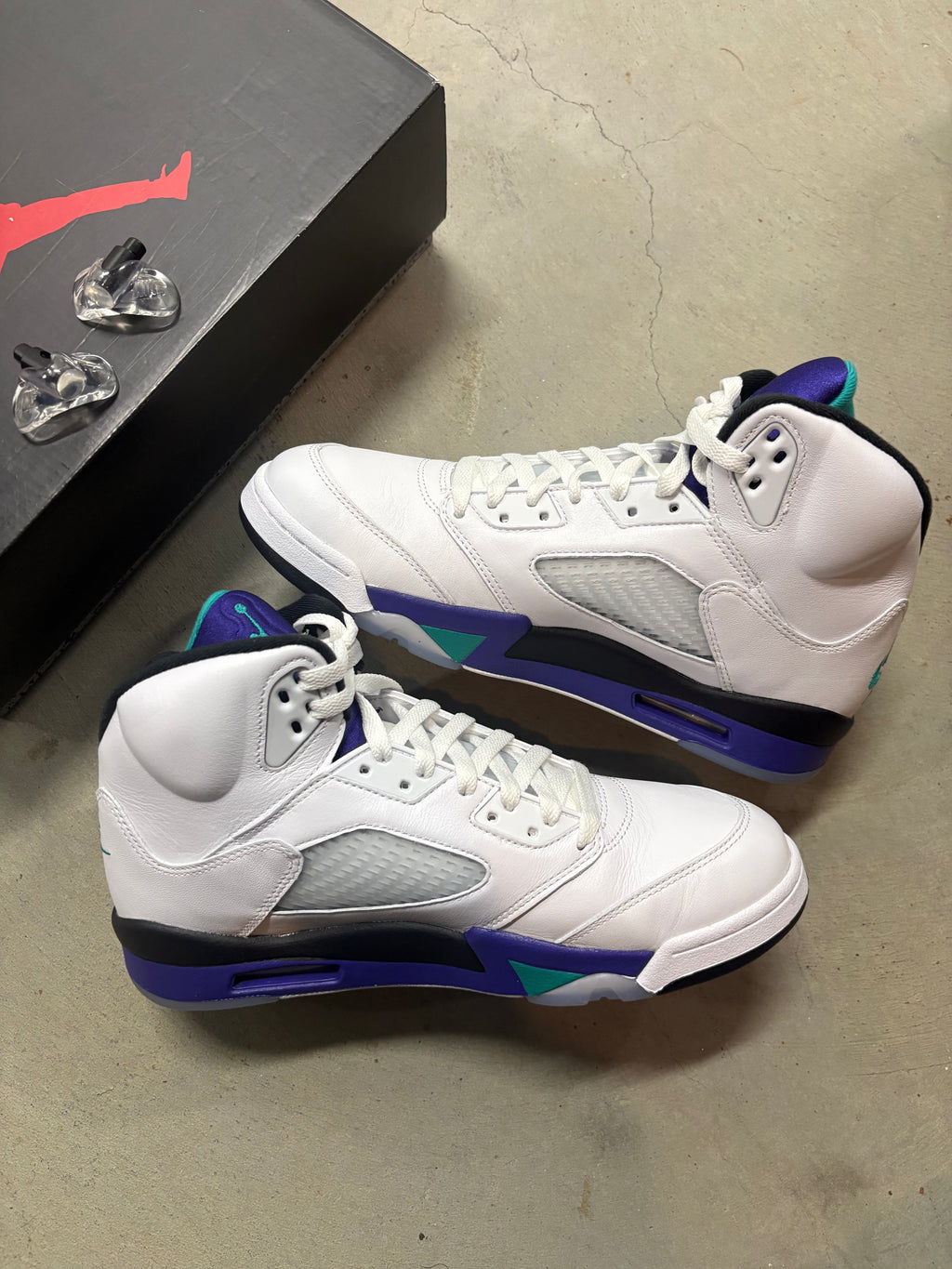 Size 10 - Jordan 5 Retro Grape 2025