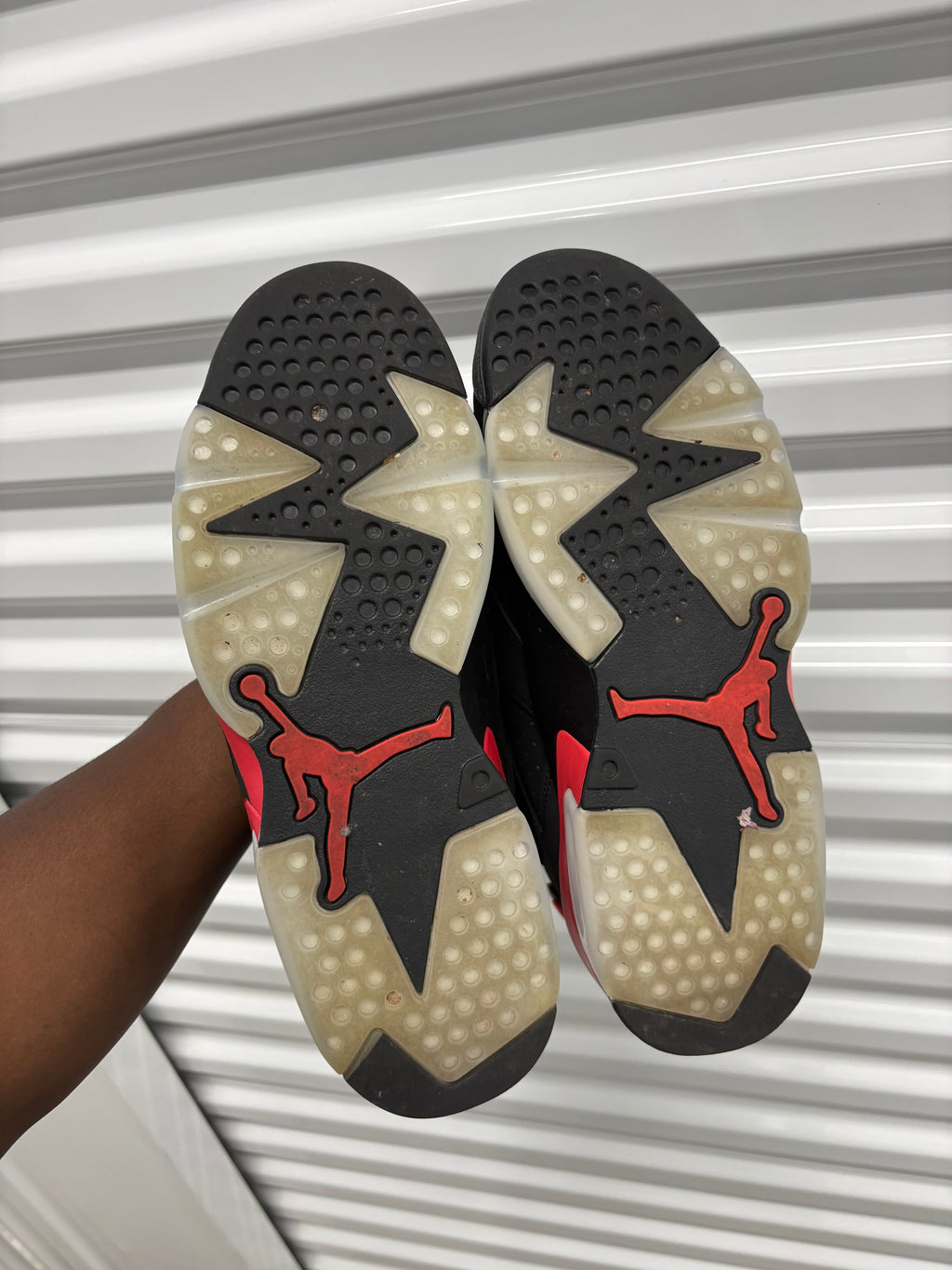 Size 9.5 - Jordan 6 Retro Infrared Salesman