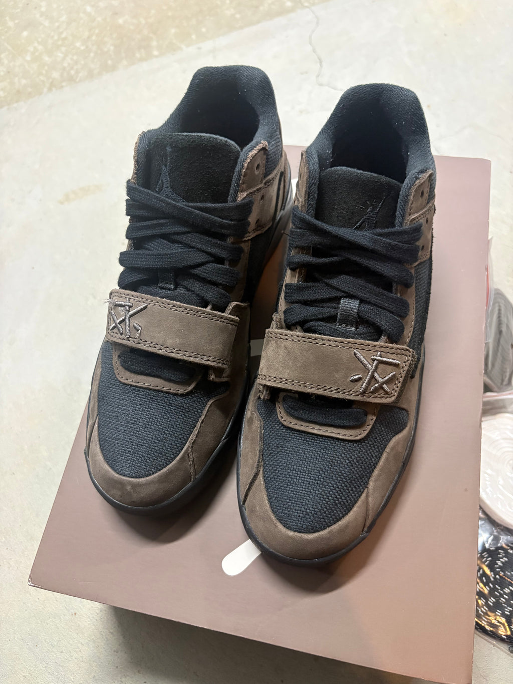 Size 6.5y - Travis Scott Jumpman Jack Dark Mocha