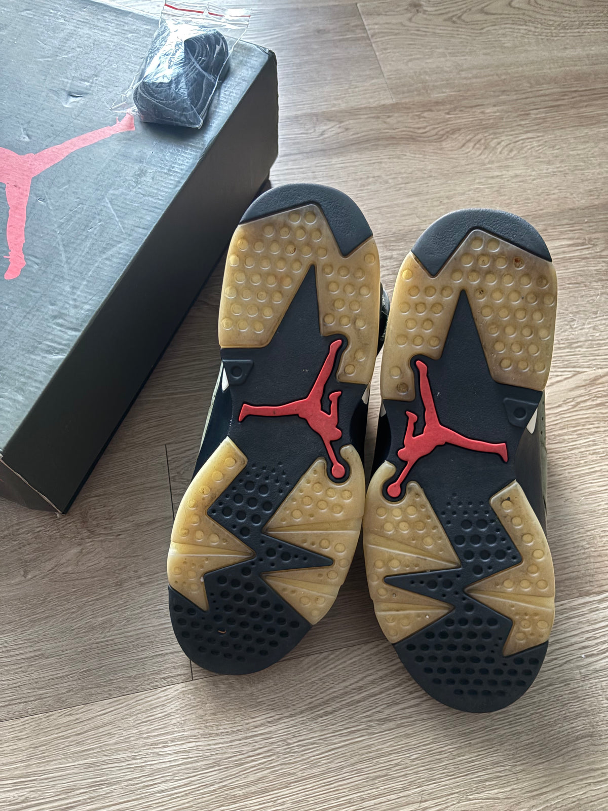 Size 12 - Jordan 6 Retro Travis Scott Olive