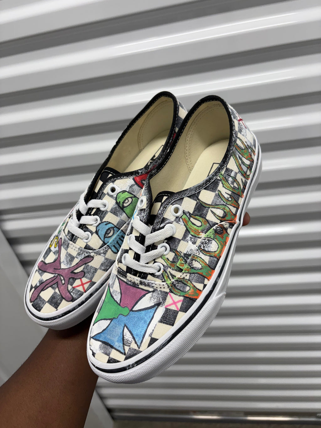 Size 6y -  Acc Checkerboard Vans 44 LX