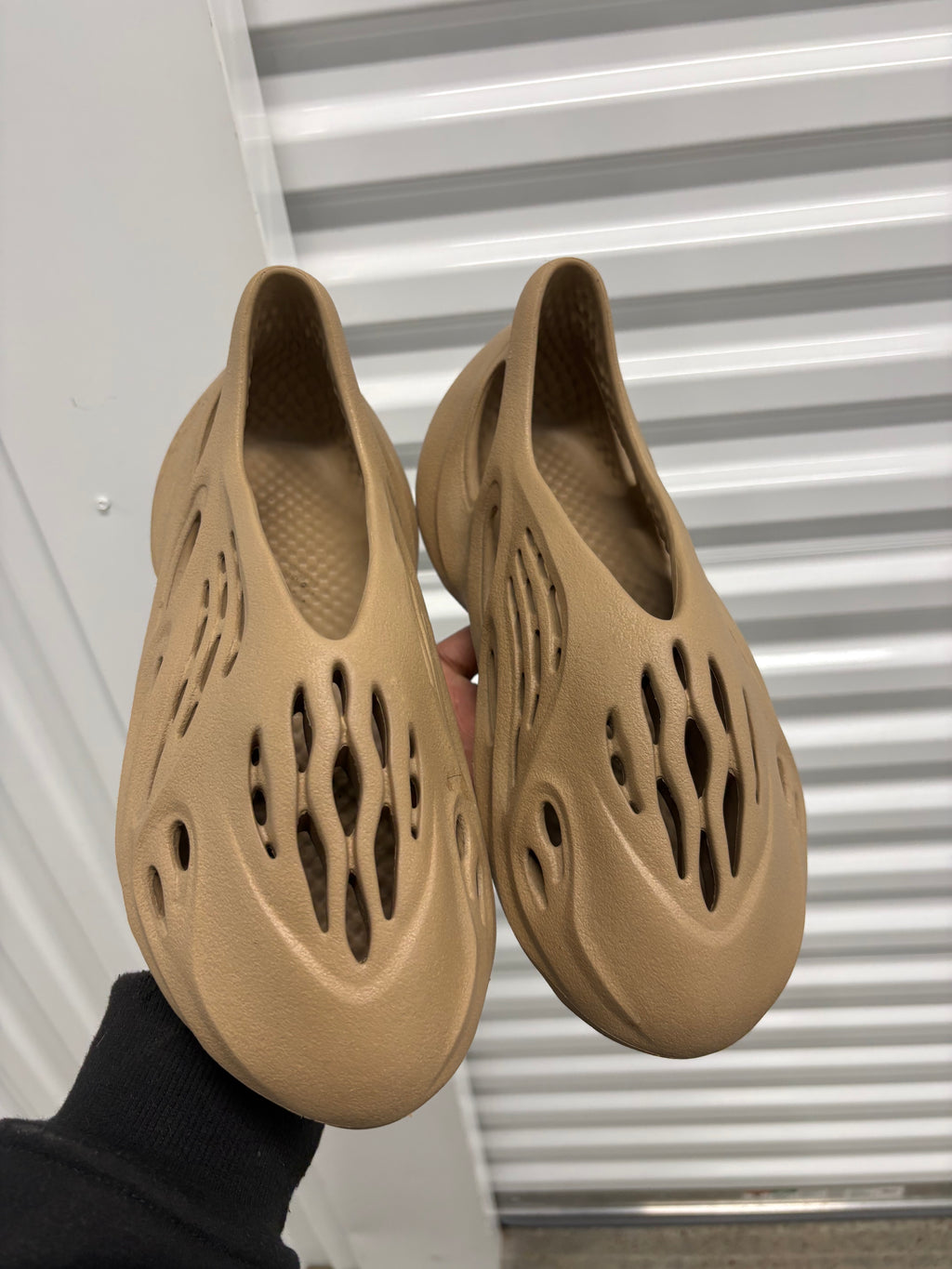 Size 9 - Yeezy Foam RNR Stone Taupe