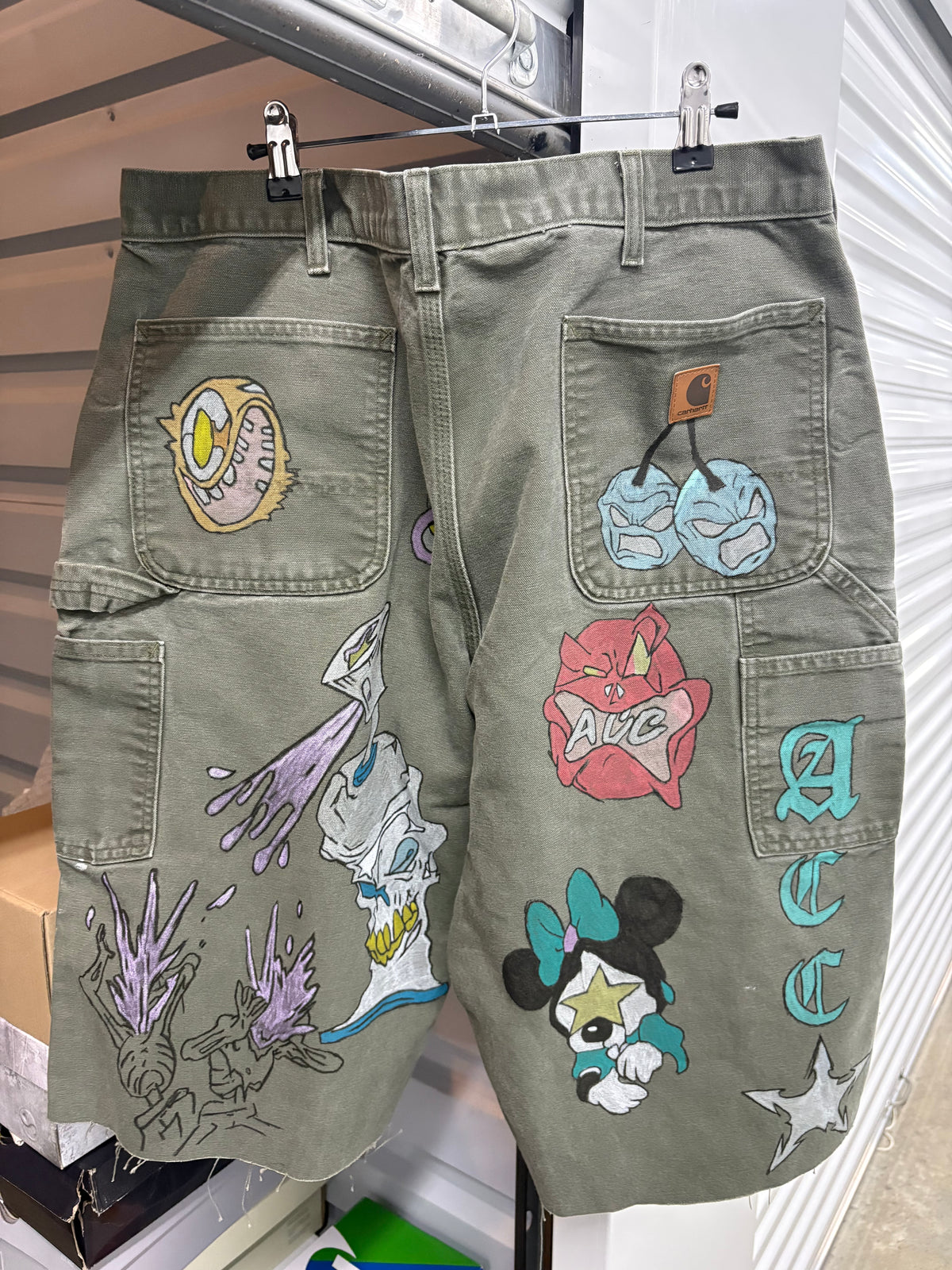 Size 36 - Acc Carhartt Shorts