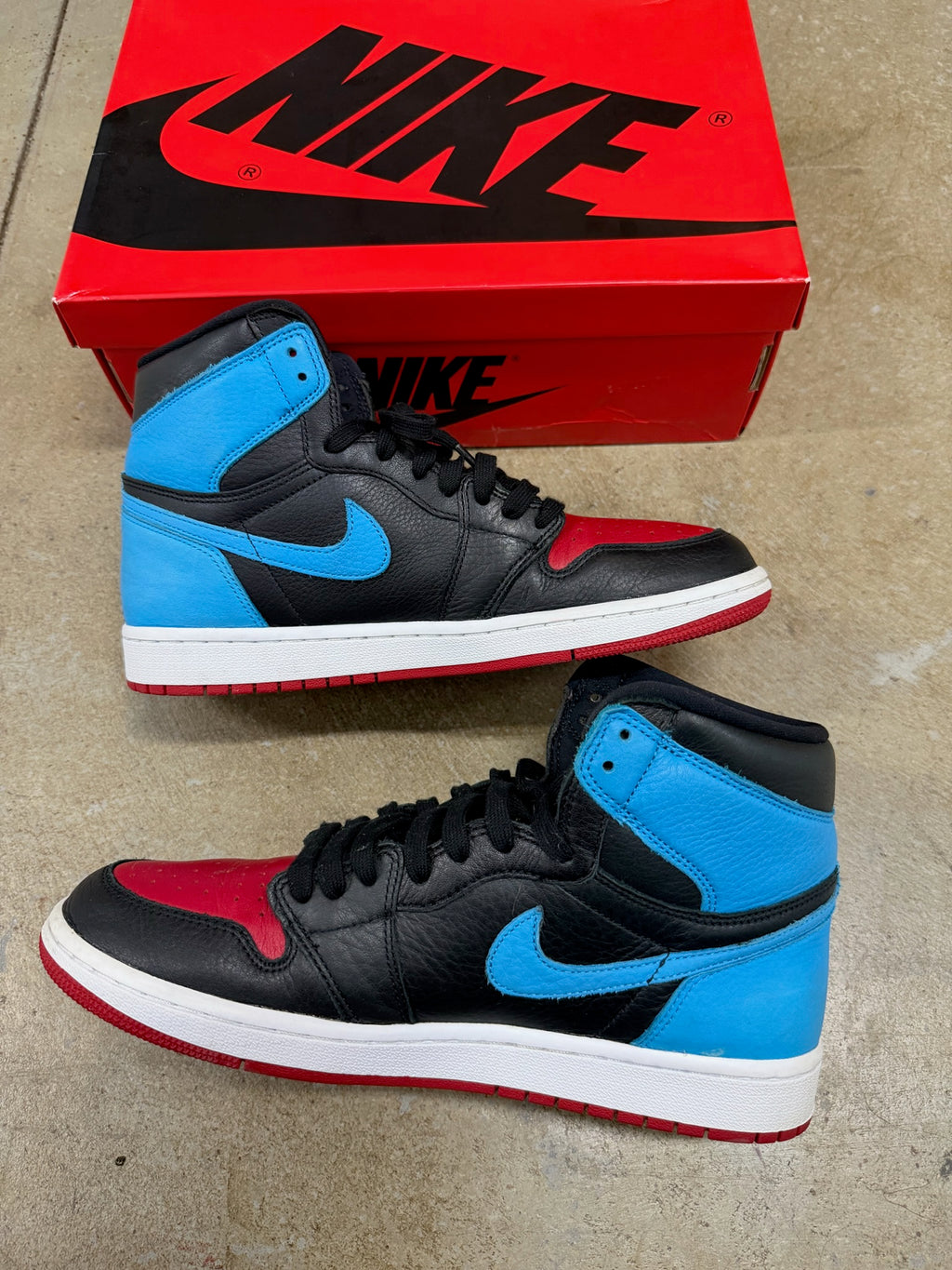 Size 9.5M - Jordan 1 Retro Unc To Chi