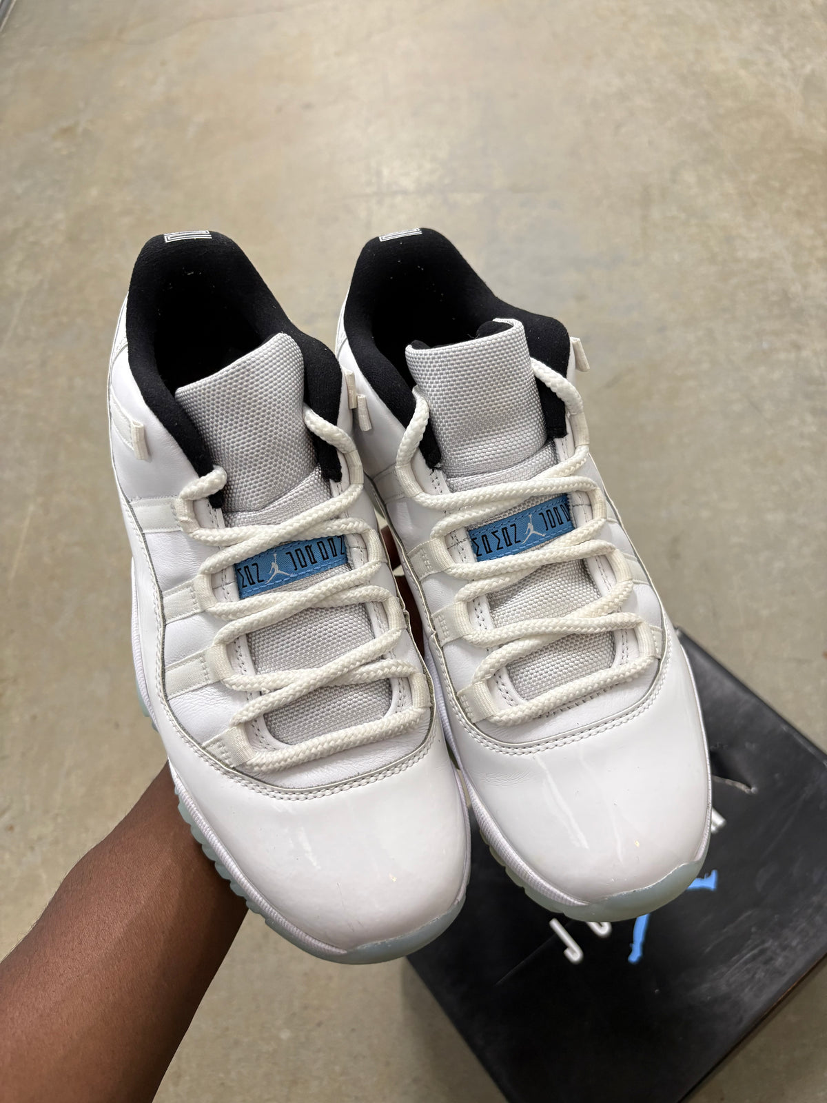 Size 7.5 - Jordan 11 Retro Low Legend Blue