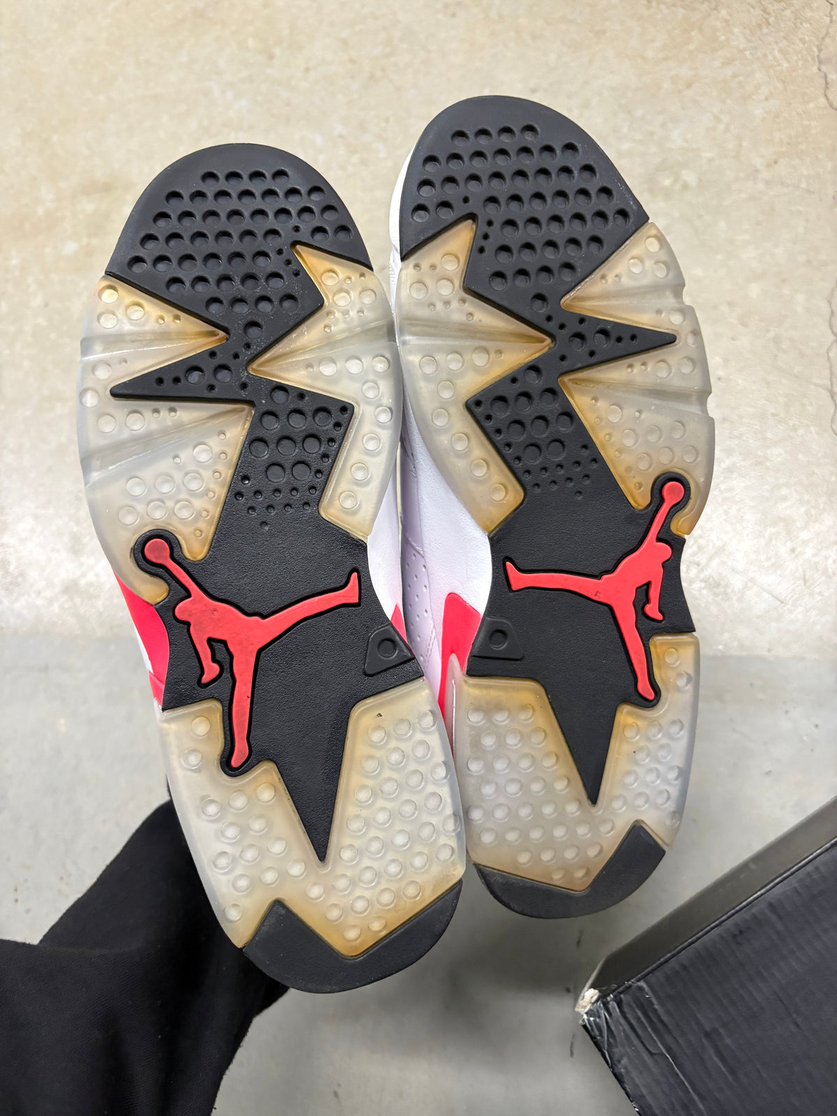 Size 8.5 - Jordan 6 Retro Infrared White 2014