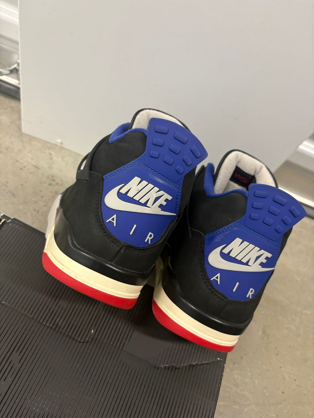 Size 11.5 - Jordan 4 Retro Rare Air ( Gold Lettering )