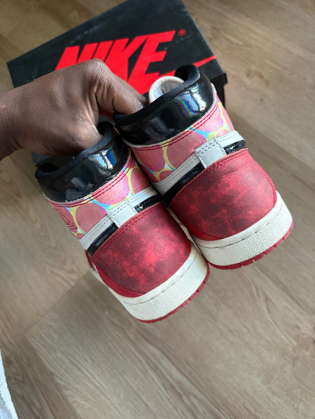 Size 7.5 - Jordan 1 Retro Spider Man / Spider Verse