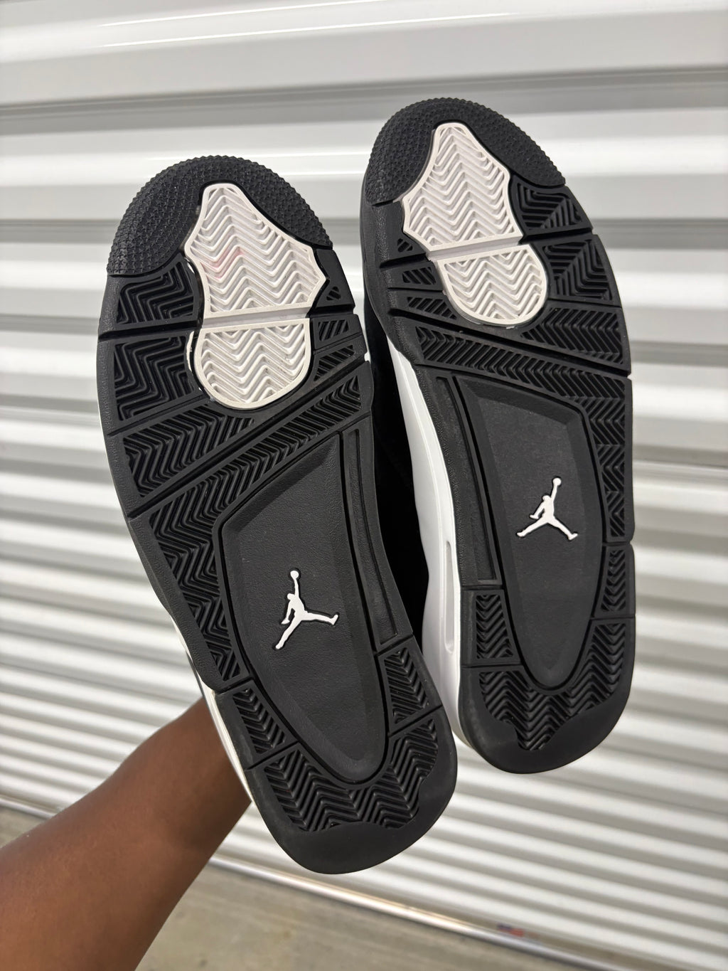 Size 10.5 - Jordan 4 Retro White Thunder