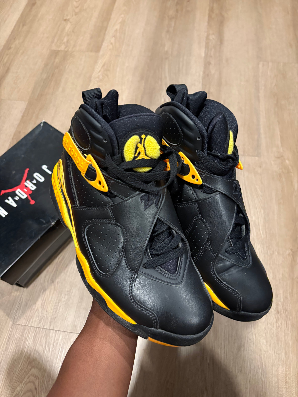 Size 5.5y - Jordan 8 Retro Taxi Yellow