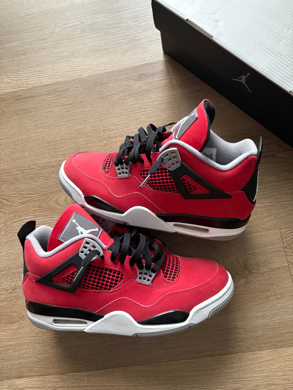 Size 12 - Jordan 4 Retro Toro Bravo 2026
