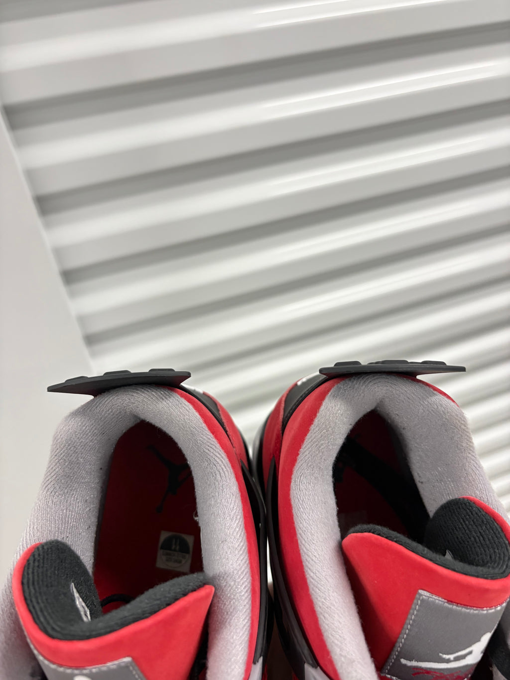 Size 11 - Jordan 4 Retro Toro Bravo 2026