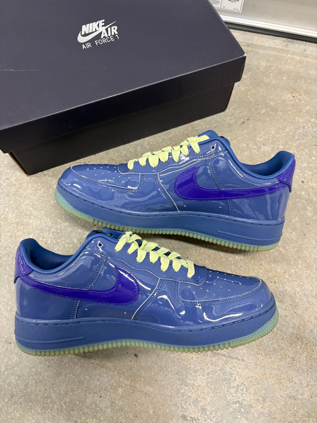 Size 9 - Nike Patent Air Force 1 Low Mystic Navy