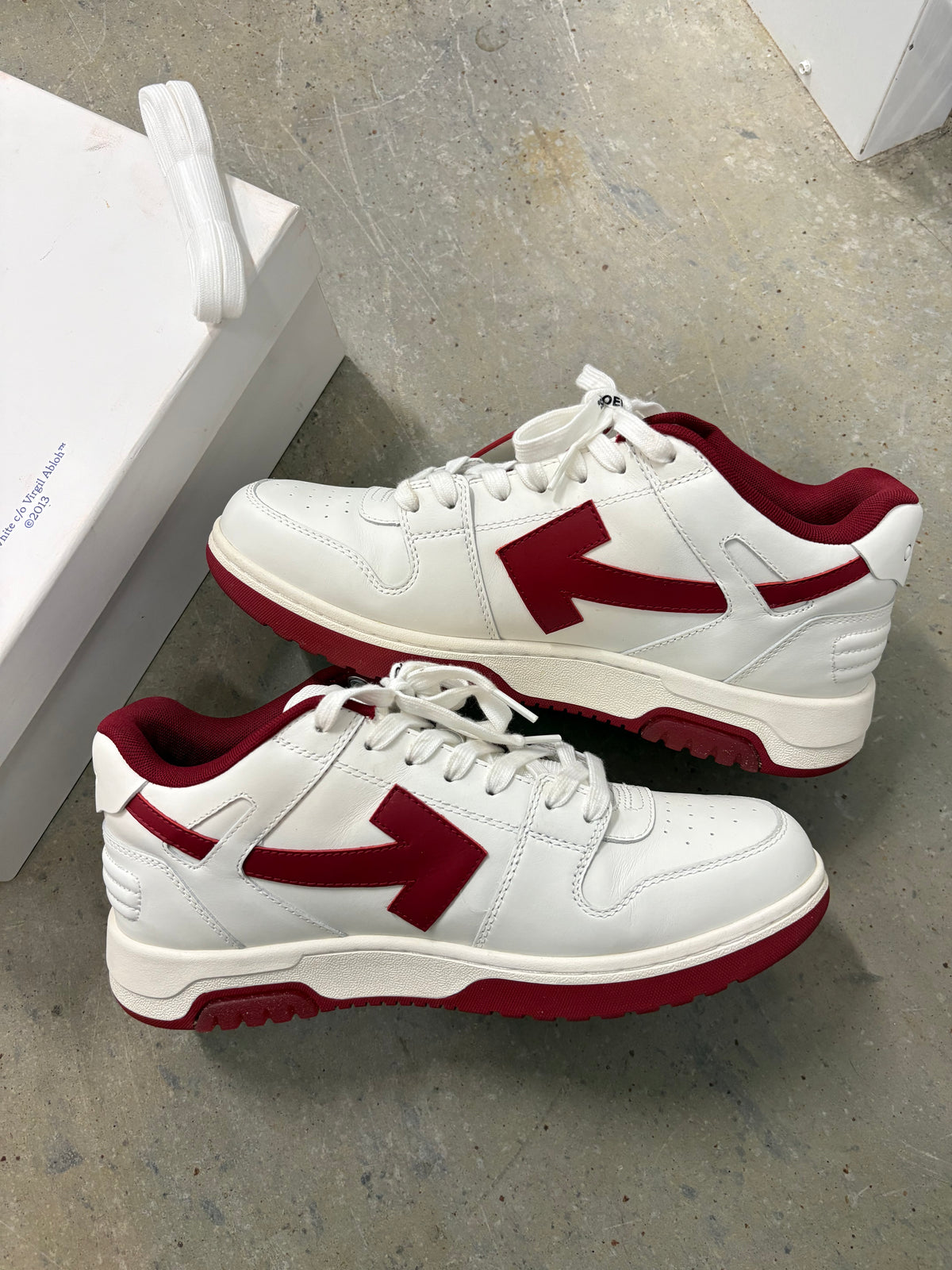 Size 9 - Off White Out The Office White Red