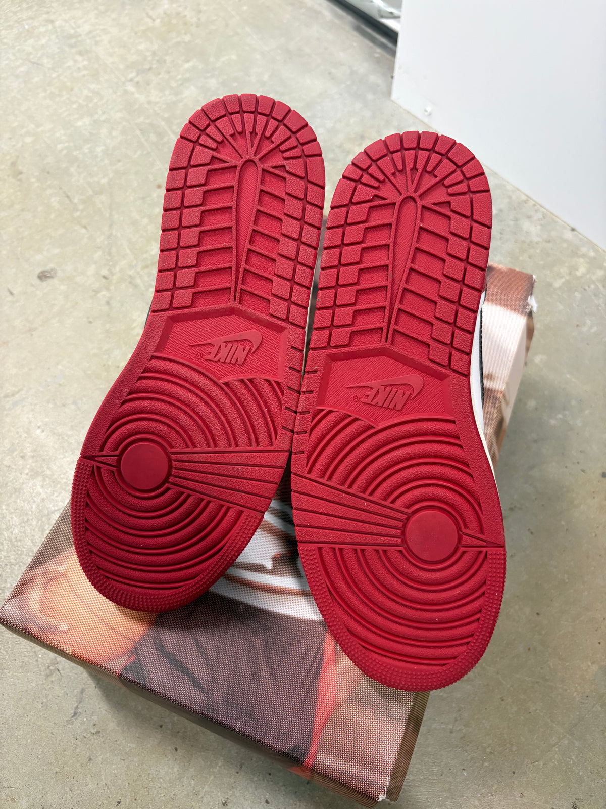 Size 9 - Jordan 1 Retro Black Toe Reimagined