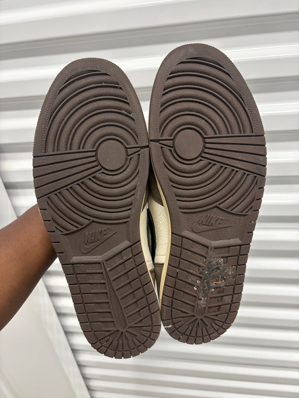 Size 13 - Travis Scott 1 Retro Mocha