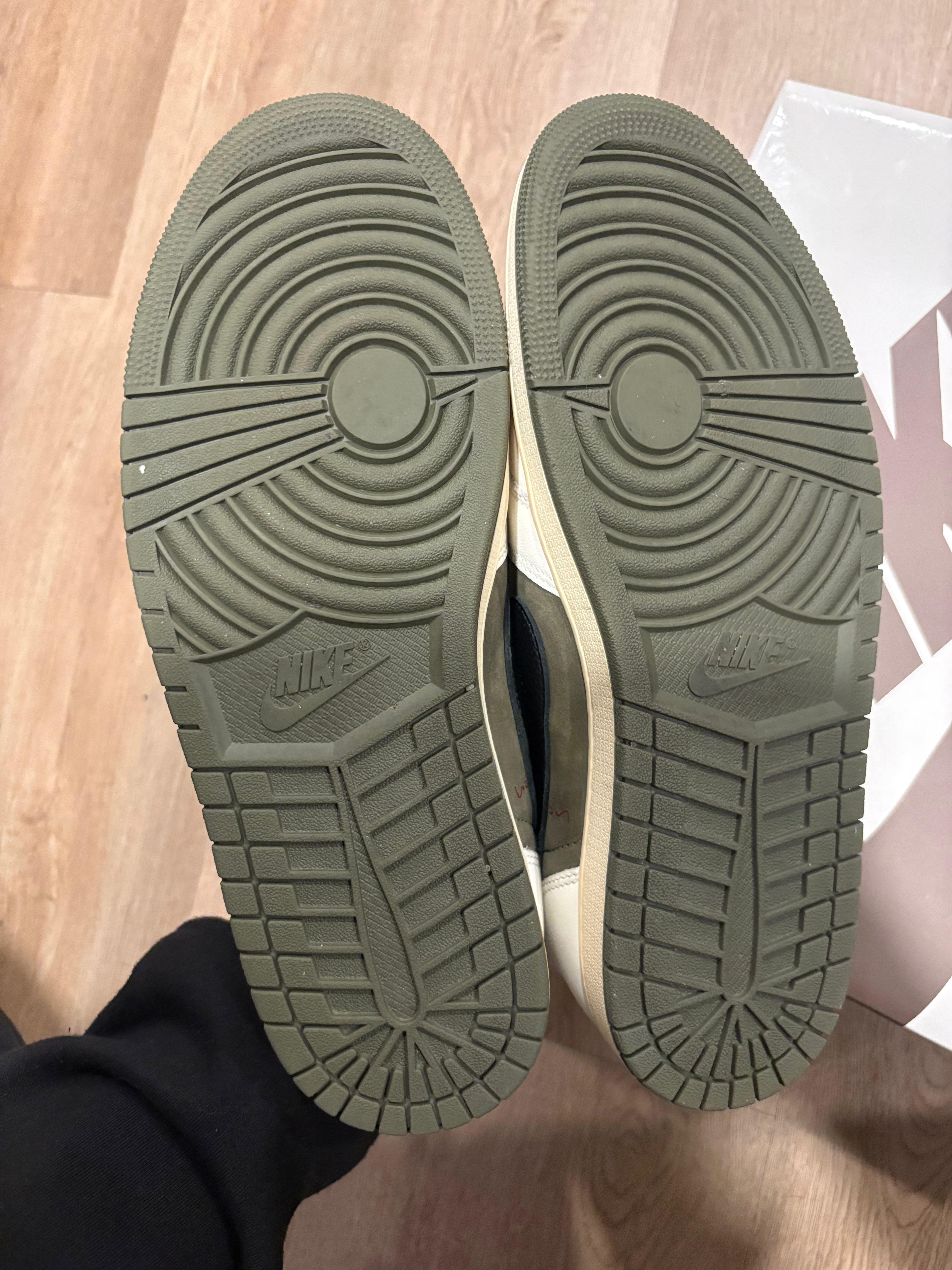 Size 11.5 - Travis Scott 1 Low Medium Olive